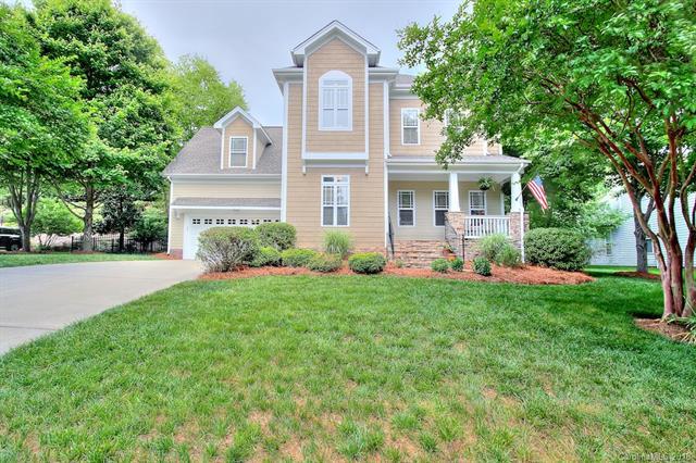 1055 Hunters Run Drive - Photo 1