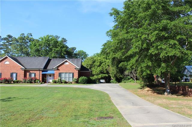 708 Morven Road - Photo 1