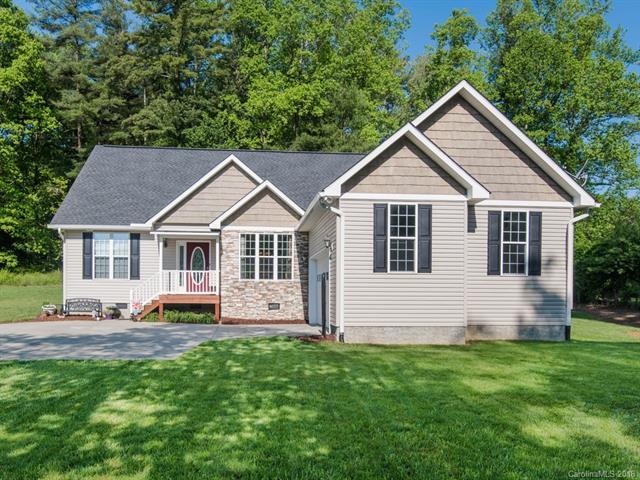 117 North Springs Drive - Photo 1