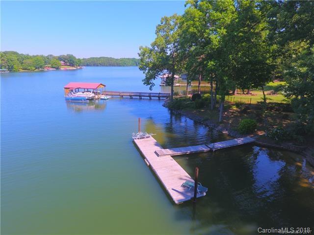 241 Robinson Road - Photo 1