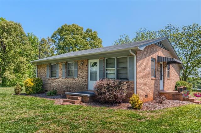 2316 Chatfield Road - Photo 1