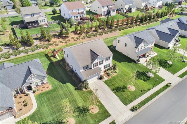 727 Ryans Place - Photo 1