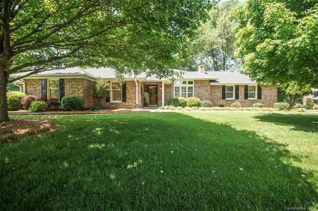 1121 Windsor Drive - Photo 1