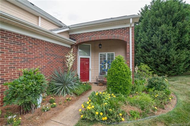 3706 Oak View Court - Photo 1