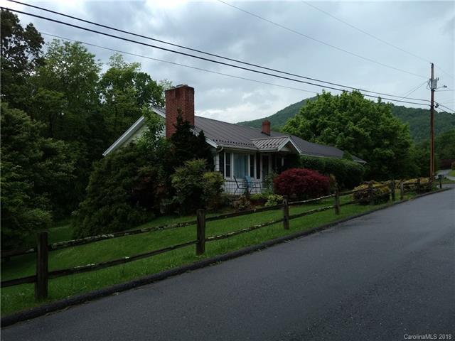 145 Indian Trail - Photo 1