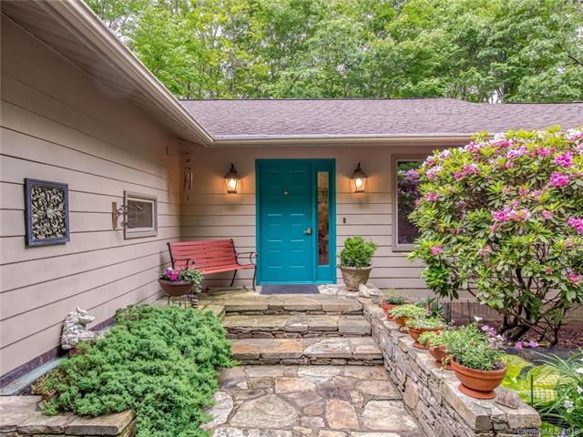 1320 Campbell Drive - Photo 1