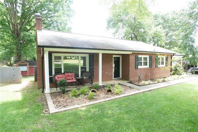 1744 29th Street - Photo 1