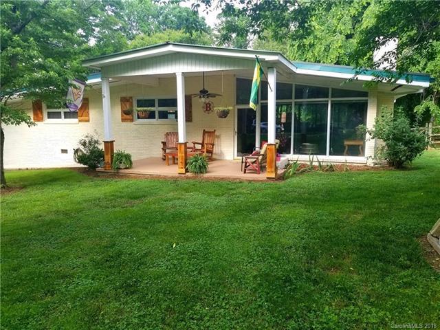 306 Forrest Drive - Photo 1