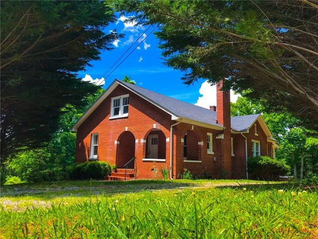 944 Powell Avenue - Photo 1
