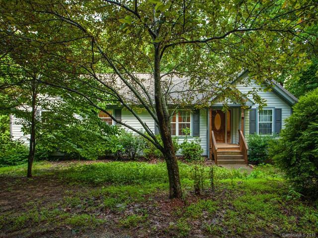 112 Red Oak Drive - Photo 1