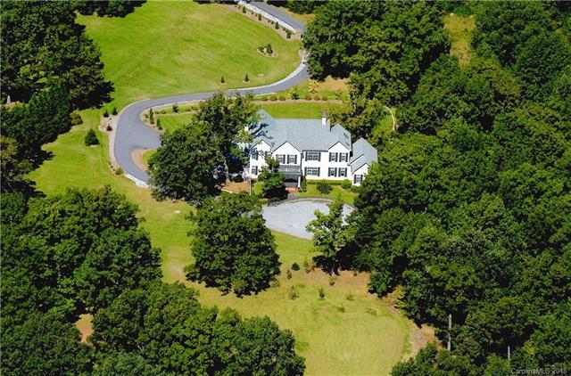270 Stoneybrook Way - Photo 1