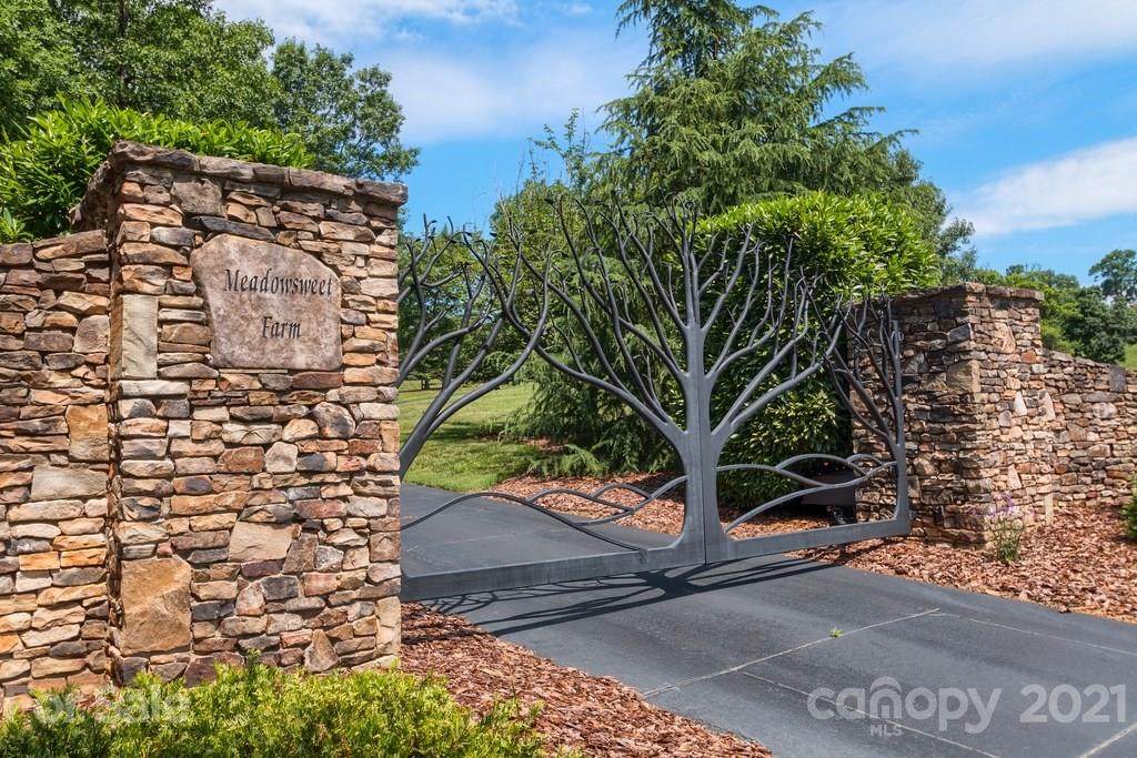 172 Tuckertown Road - Photo 1
