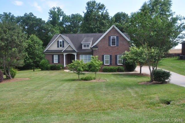 934 Clear Creek Circle - Photo 1