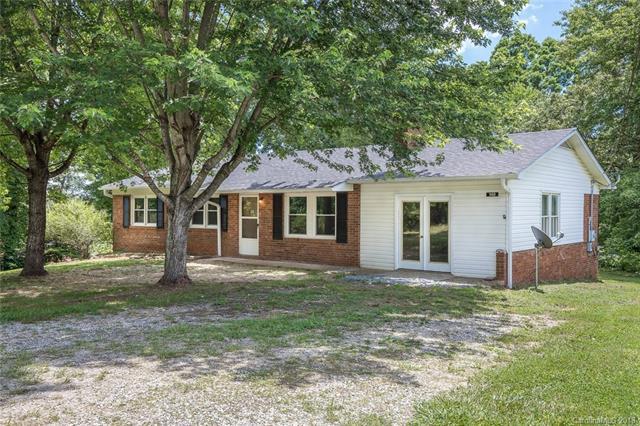 140 Park Place - Photo 1
