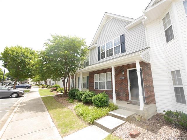 733 Rock Lake Glen - Photo 1