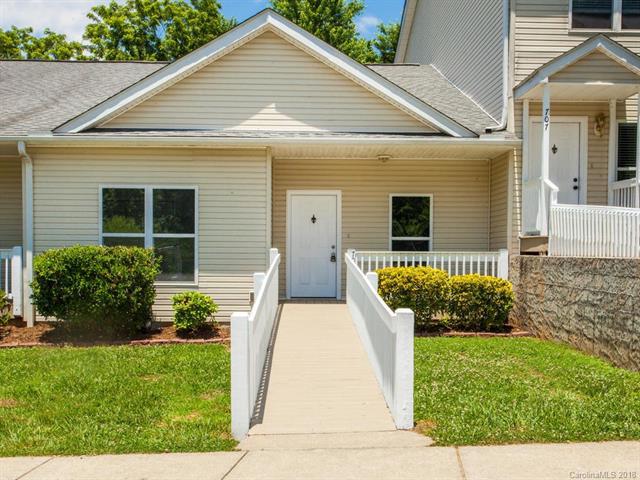 709 Villas Court - Photo 1