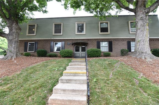 2604 Park Road - Photo 1