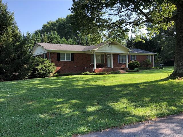 512 Eaker Circle - Photo 1