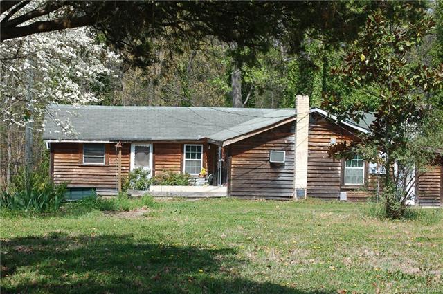 912 Circle Street - Photo 1