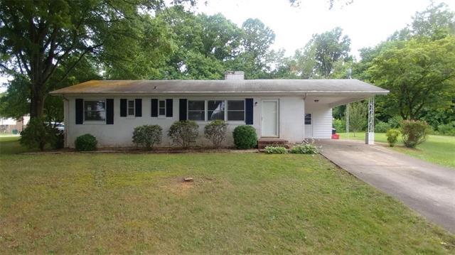 343 Clover Lane - Photo 1