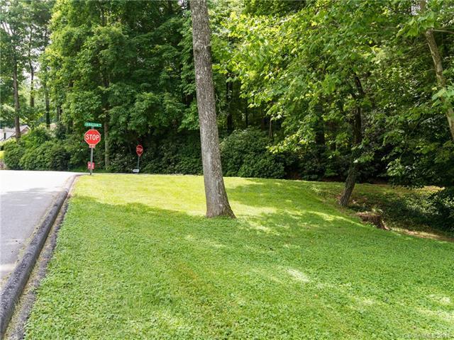 390 Wayside Lane - Photo 1