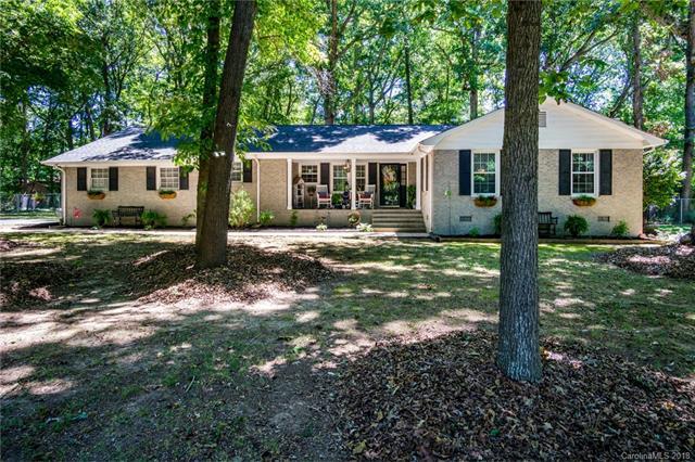 3002 Oakdale Drive - Photo 1