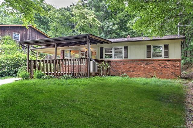 216 Pine Hill Drive - Photo 1