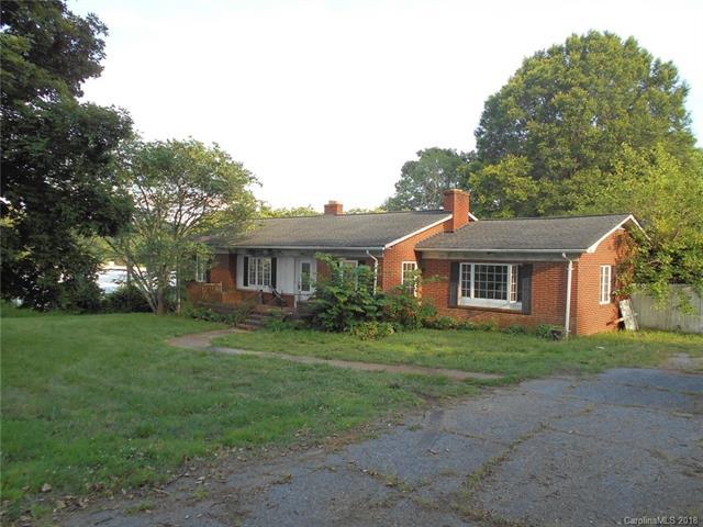 920 Oakridge Farm Highway - Photo 1