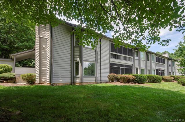 303 Golfside Drive - Photo 1