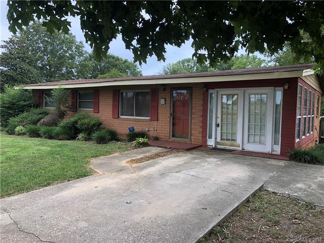 1433 Freeman Avenue - Photo 1