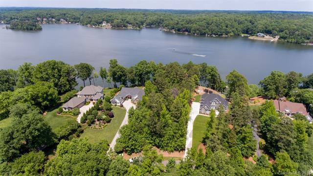 1090 Astoria Parkway - Photo 1