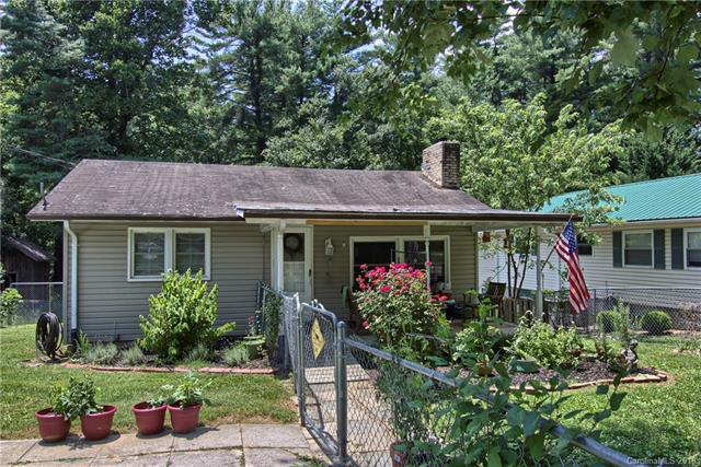 1015 Mountain View Street - Photo 1