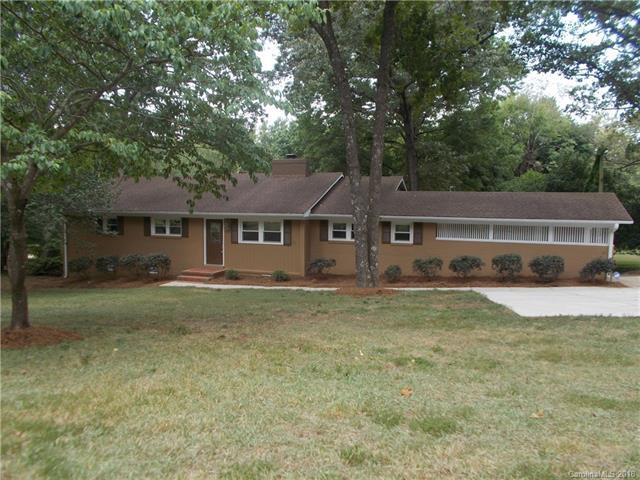 561 Country Club Drive - Photo 1