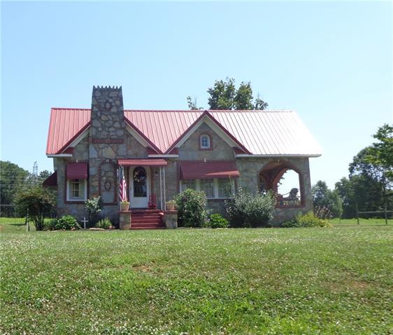 7091 Knobs Landing Road - Photo 1