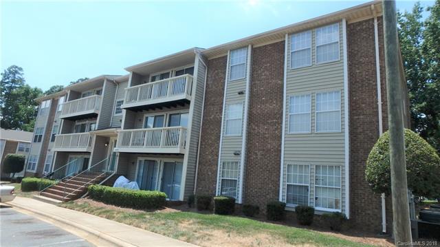 1604 Arlyn Circle - Photo 1