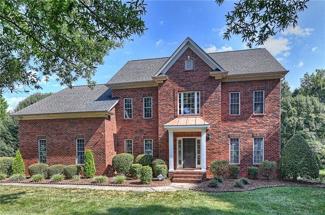 6214 Robin Hollow Drive - Photo 1