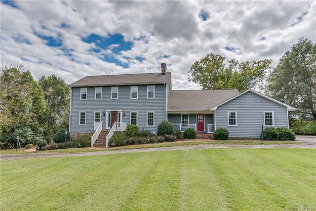 238 Valleyview Drive - Photo 1
