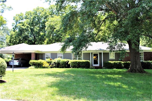 811 Hilton Street - Photo 1