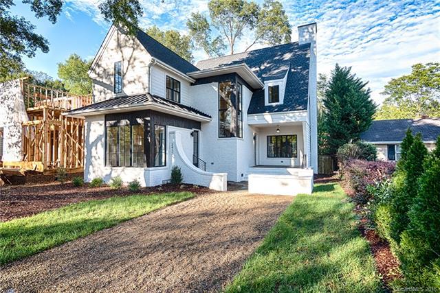 2413 Laburnum Avenue - Photo 1