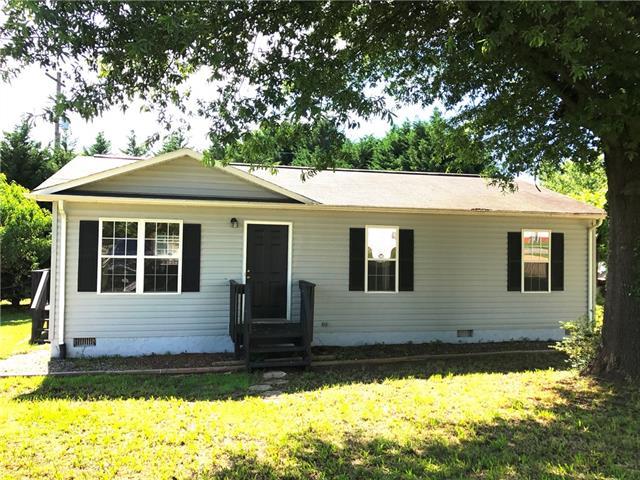 1132 Davis Avenue - Photo 1