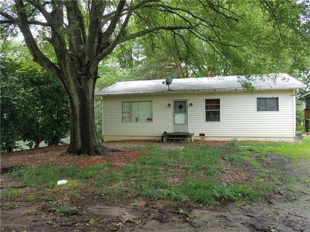 225 13th Street - Photo 1