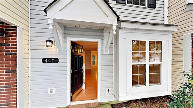 440 Scarlett Lane - Photo 1