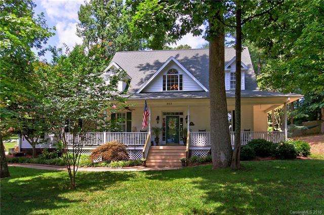 923 Ferncliff Drive - Photo 1