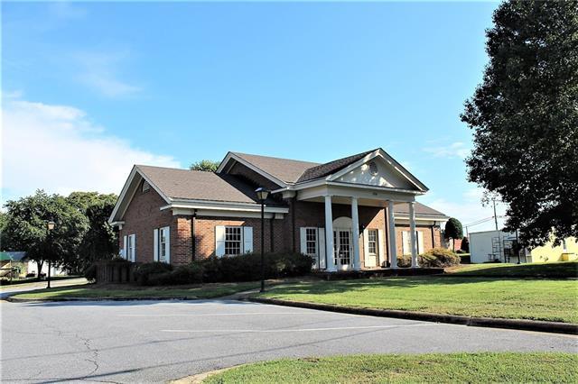 164 Hickman Avenue - Photo 1