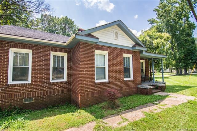 1512 Shamrock Drive - Photo 1