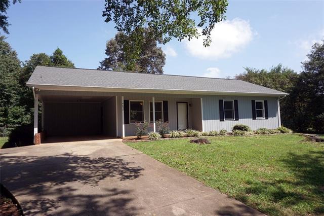 4652 Queens Road - Photo 1