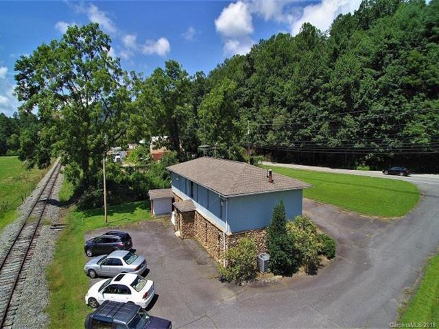 1846 Skyland Drive - Photo 1