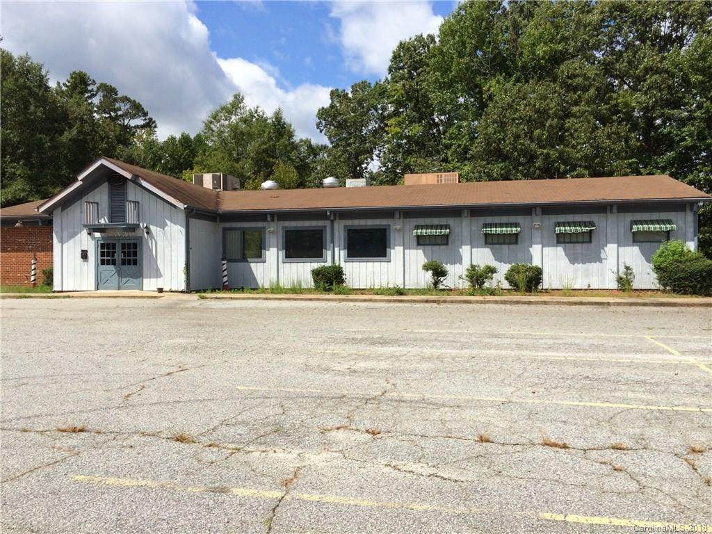1205 Salisbury Avenue - Photo 1