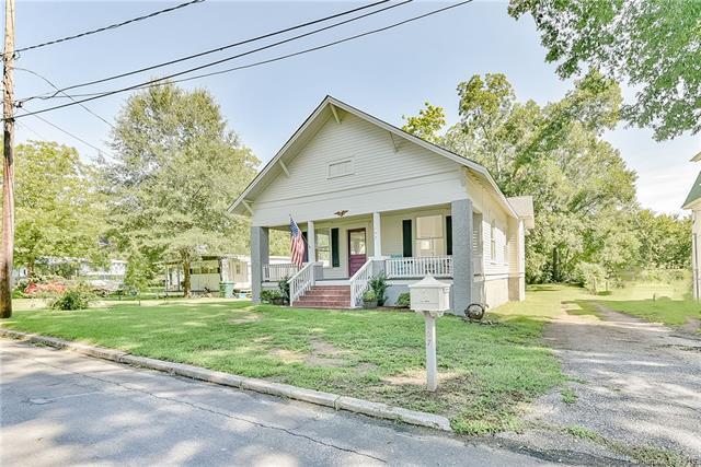 107 Hampton Street - Photo 1