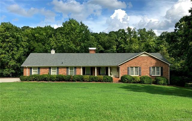 109 Woodvale Circle - Photo 1